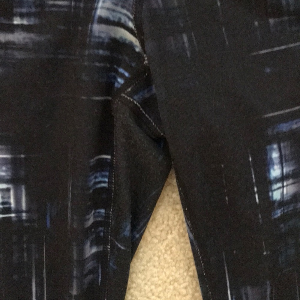 Athleta leggings - Picture 3 of 3